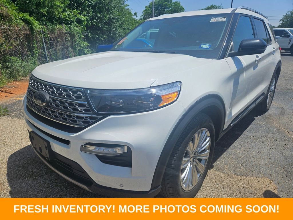 Used 2023 Ford Explorer Limited w/ Limited Technology Package RWD image 3