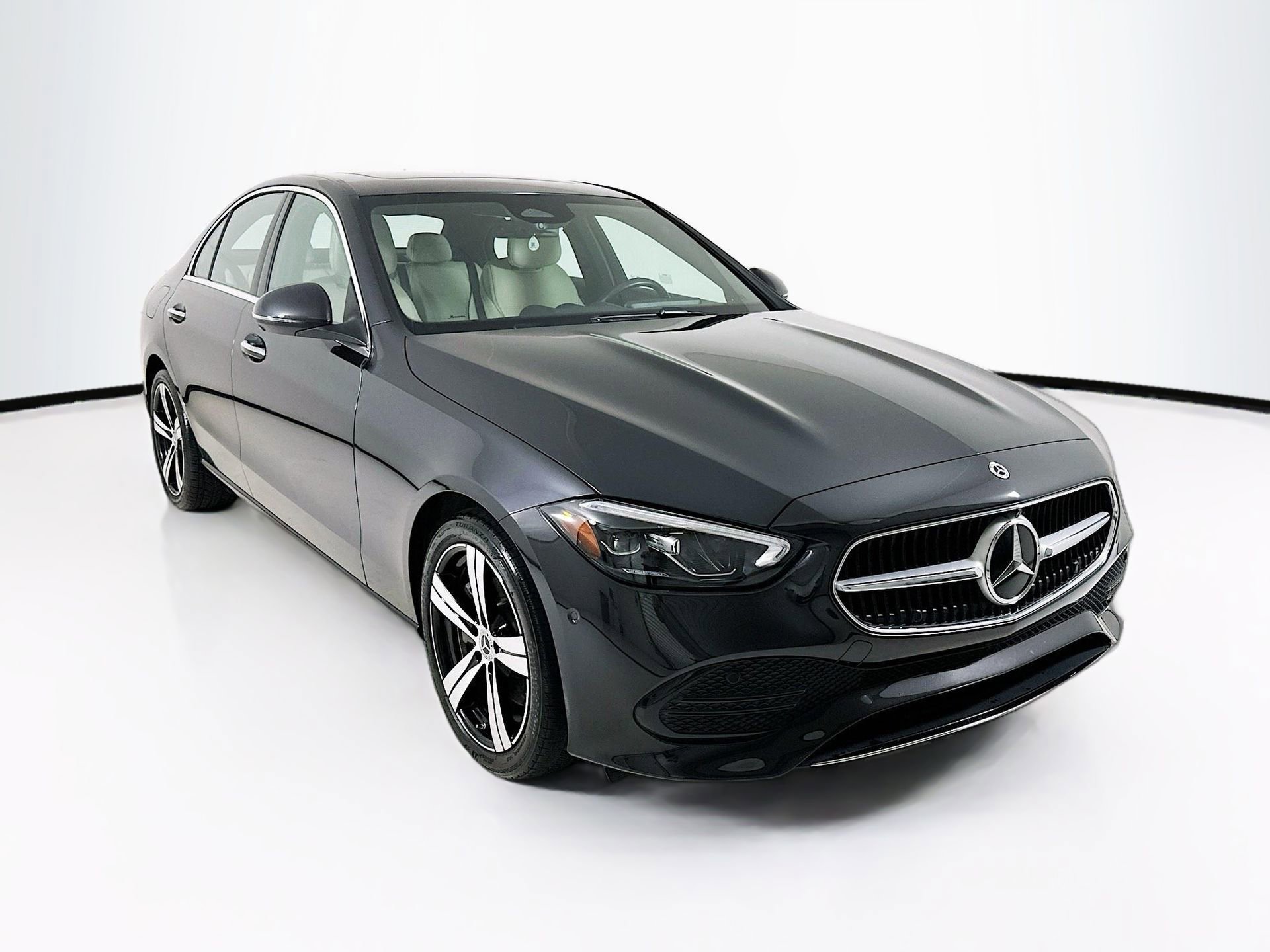 Used 2025 Mercedes-Benz C 300 Sedan image 1