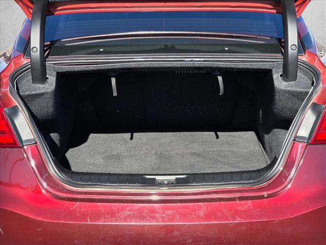 Used 2017 Nissan Maxima Platinum w/ Medallion Package image 6