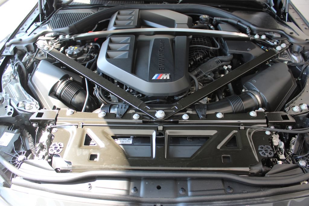 New 2027 BMW M4 xDrive Competition AWD/4WD image 9