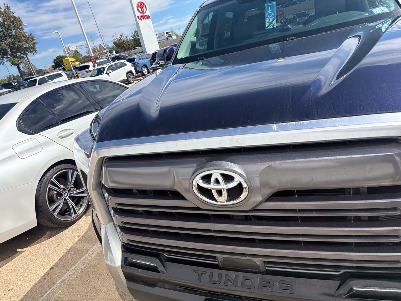 Used 2023 Toyota Tundra Limited w/ Power Package AWD/4WD image 7