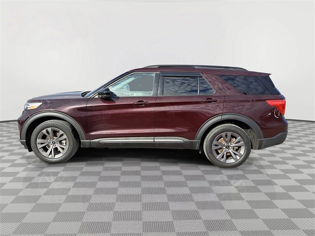 Certified 2023 Ford Explorer XLT w/ Equipment Group 202A image 2