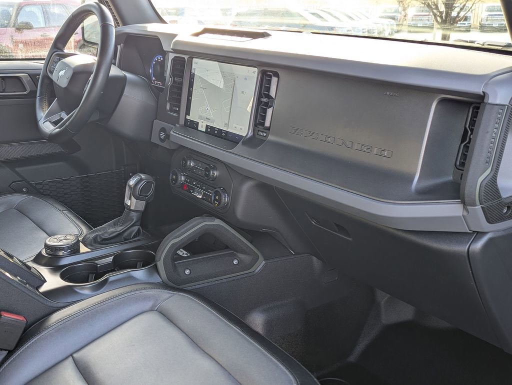 Used 2024 Ford Bronco Everglades image 29