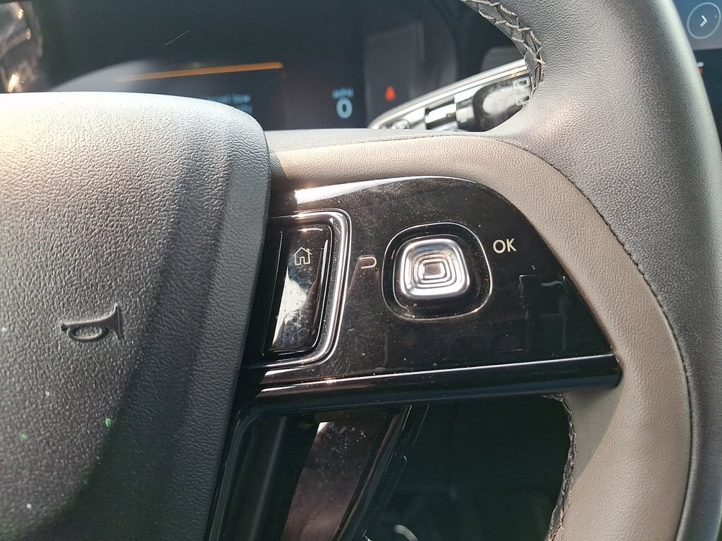 Certified 2024 Lincoln Corsair AWD w/ Equipment Group 101A image 23