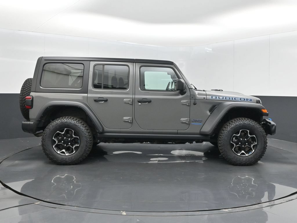 Used 2022 Jeep Wrangler Unlimited Rubicon 4xe w/ Cold Weather Group AWD/4WD image 5
