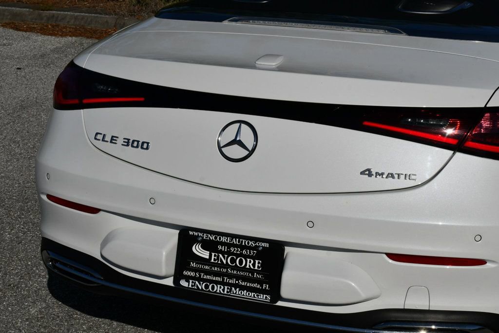 Used 2024 Mercedes-Benz CLE 300 4MATIC Cabriolet image 10