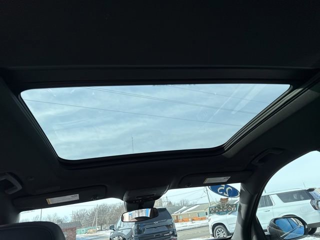 Used 2025 Chevrolet Traverse Z71 w/ Driver Confidence Package image 20