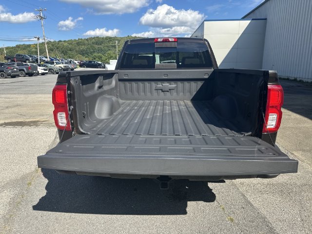 Used 2018 Chevrolet Silverado 1500 LTZ Z71 w/ LTZ Plus Package AWD/4WD image 28
