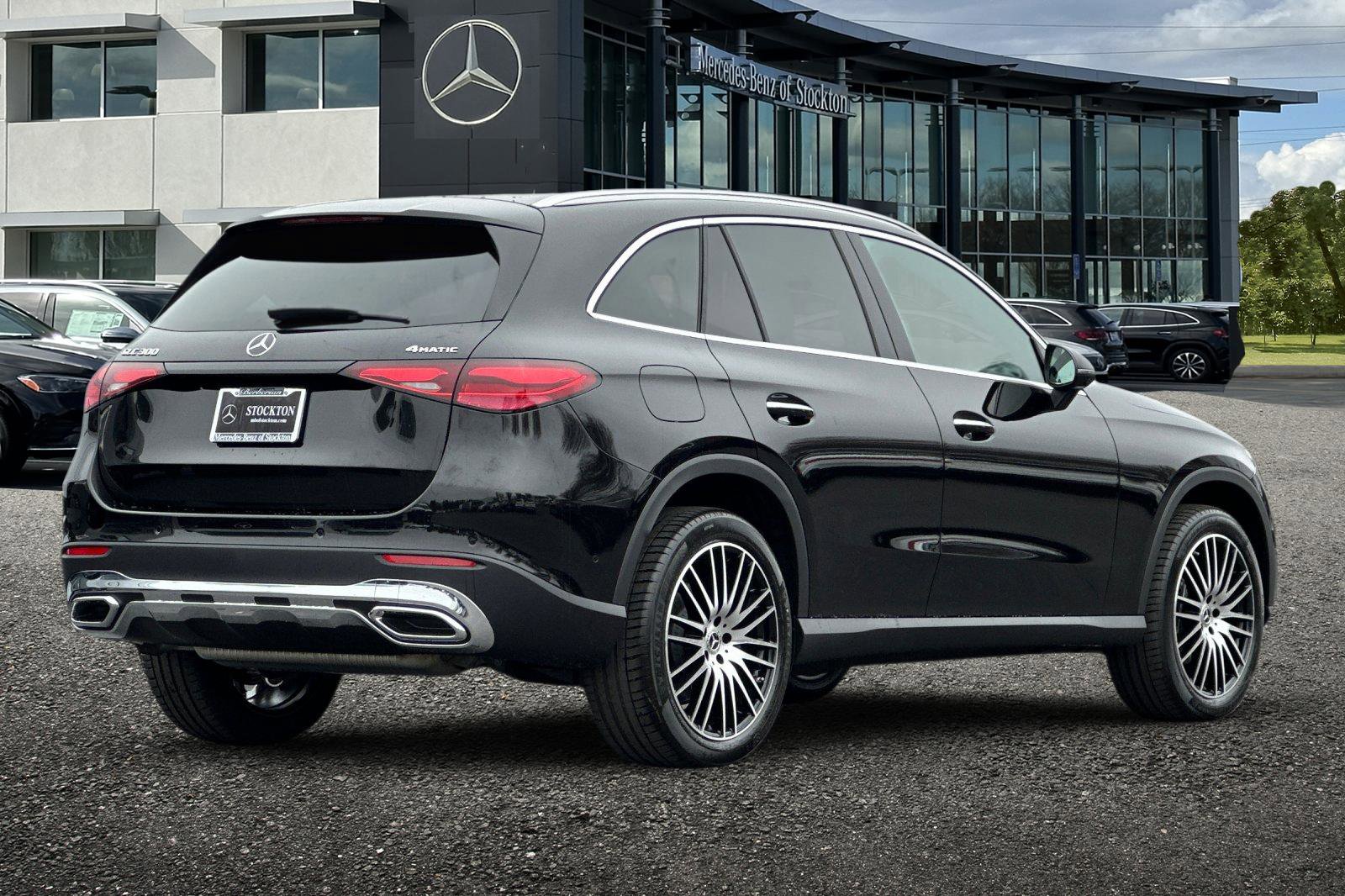 New 2026 Mercedes-Benz GLC 300 4MATIC image 4