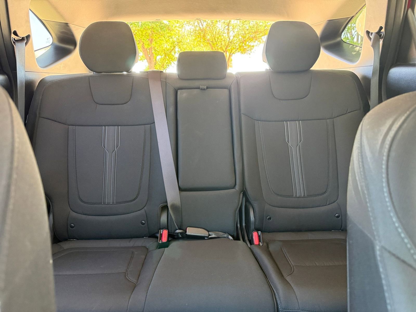 Used 2025 Hyundai Tucson SEL AWD/4WD image 39