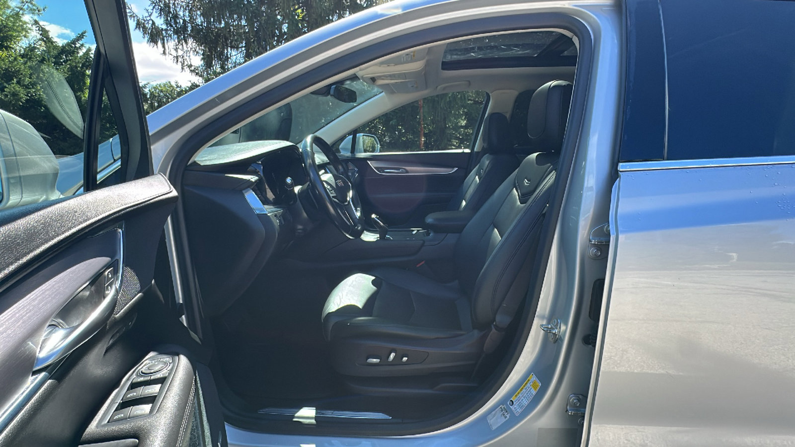 Used 2018 Cadillac XT5 Premium Luxury image 13