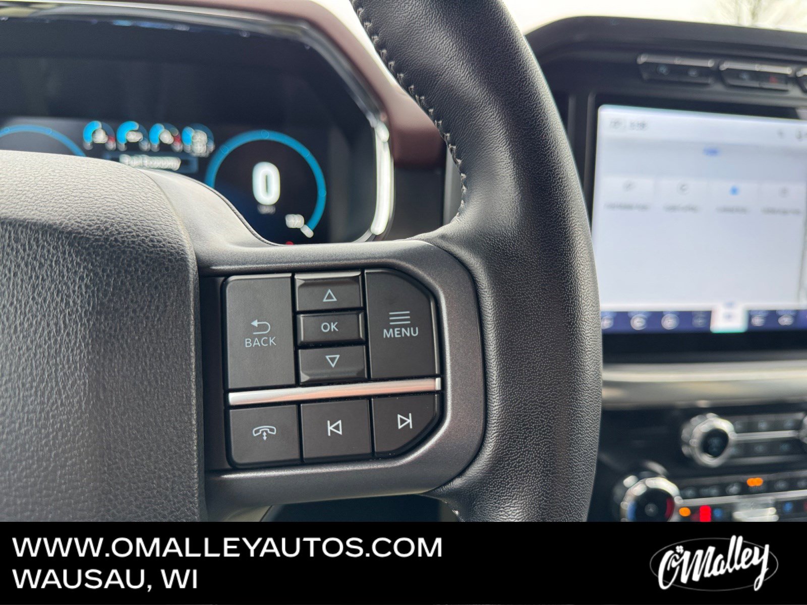 Used 2023 Ford F150 Lariat w/ Equipment Group 502A High image 17