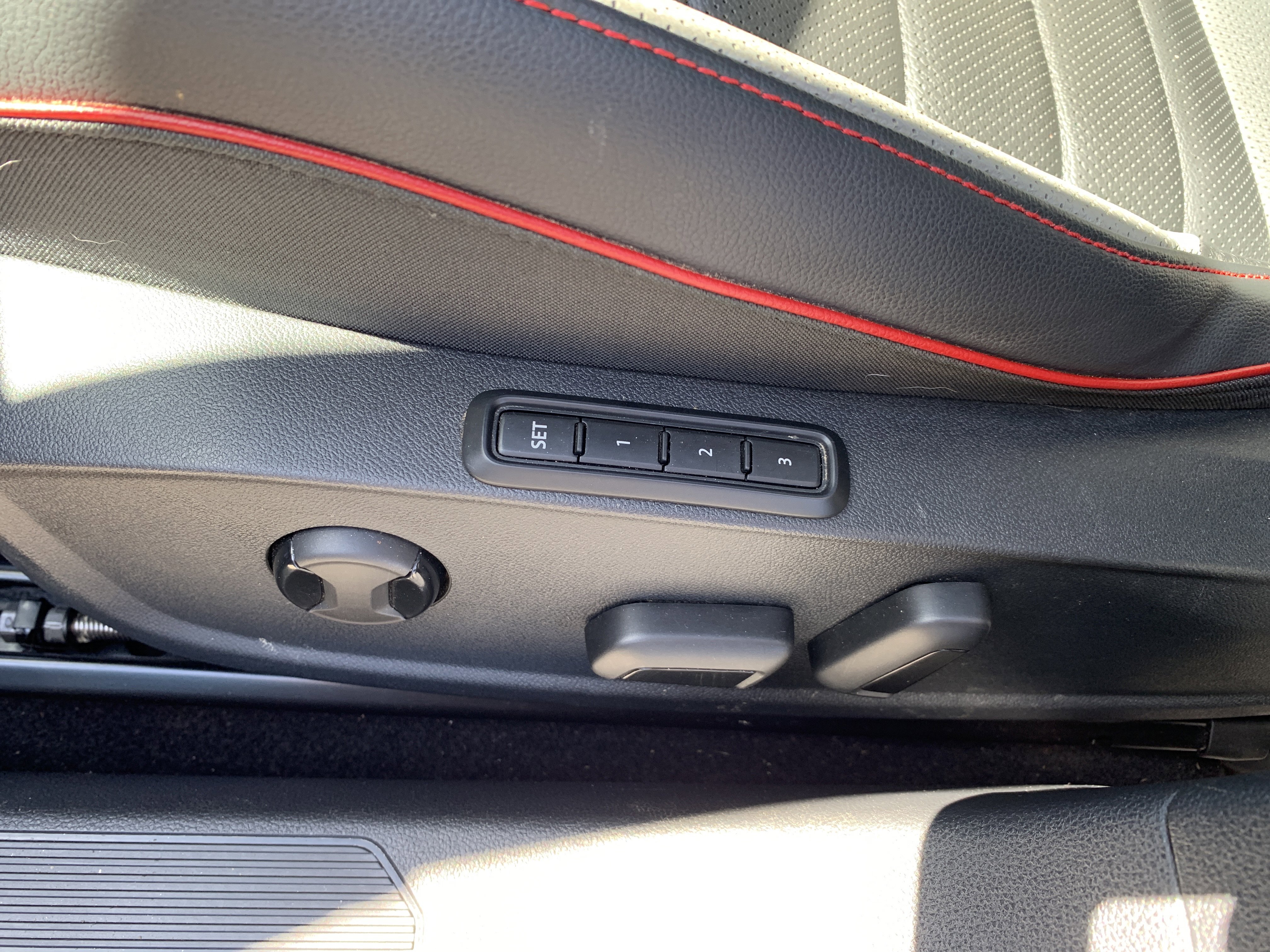 Used 2023 Volkswagen GTI SE w/ SE Leather Package FWD image 27