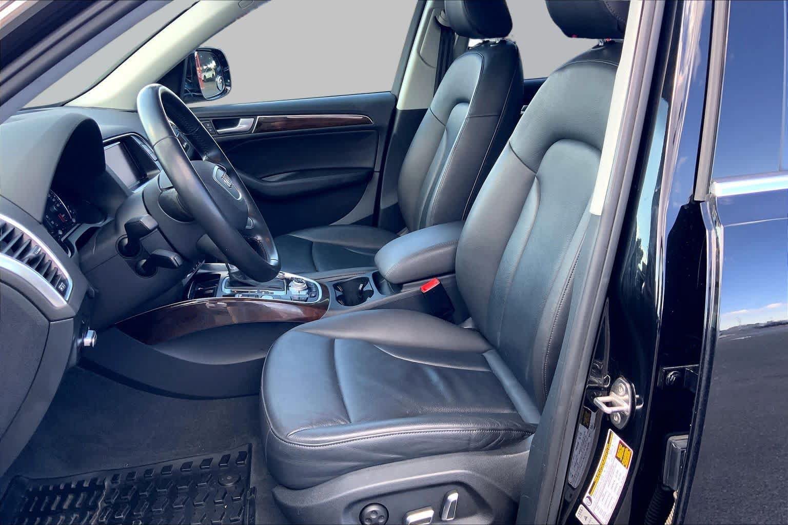 Used 2016 Audi Q5 2.0T Premium Plus w/ Technology Package AWD/4WD image 8