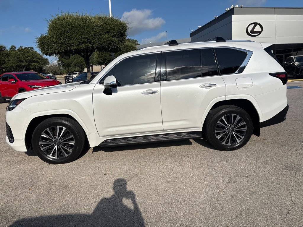 Used 2022 Lexus LX 600 4WD w/ Interior Upgrade Package image 2