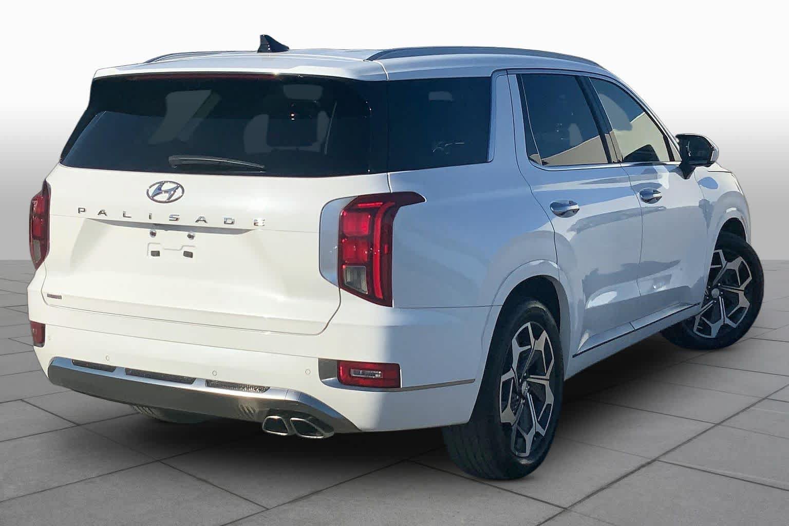 Used 2022 Hyundai Palisade Calligraphy FWD image 12