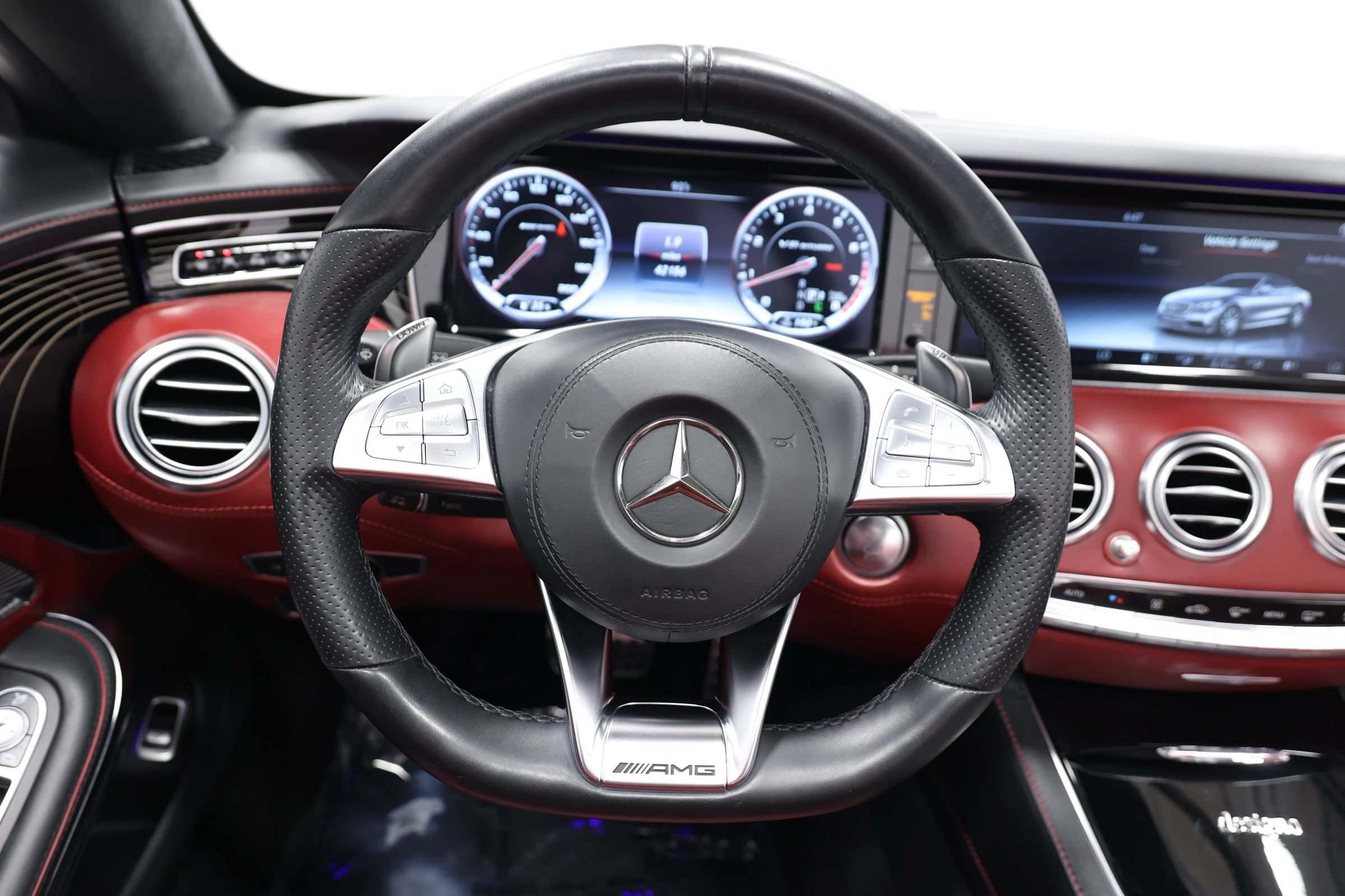 Used 2017 Mercedes-Benz S 63 AMG 4MATIC Cabriolet w/ Carbon Fiber Package image 26