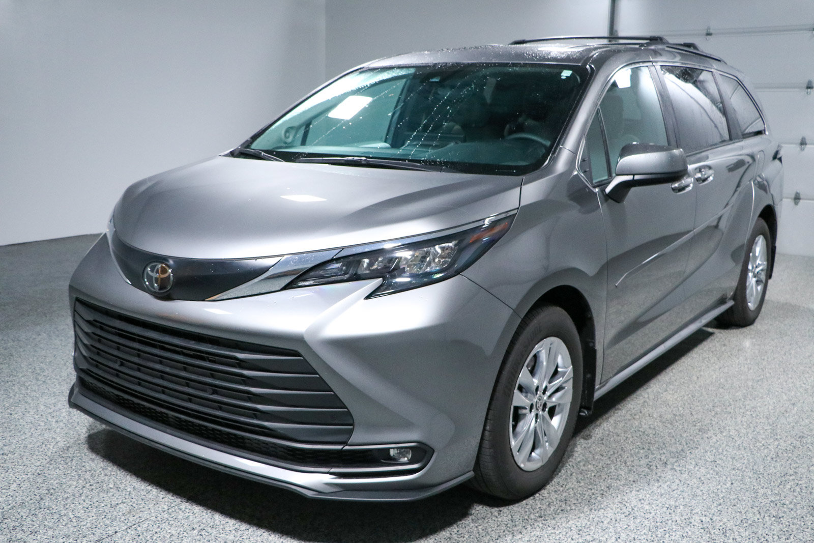 Used 2026 Toyota Sienna XLE AWD/4WD image 34