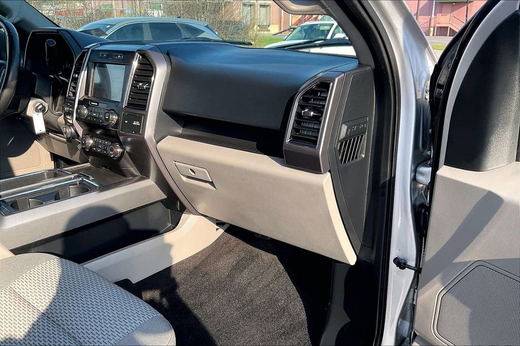 Used 2019 Ford F150 XLT w/ Equipment Group 302A Luxury image 15