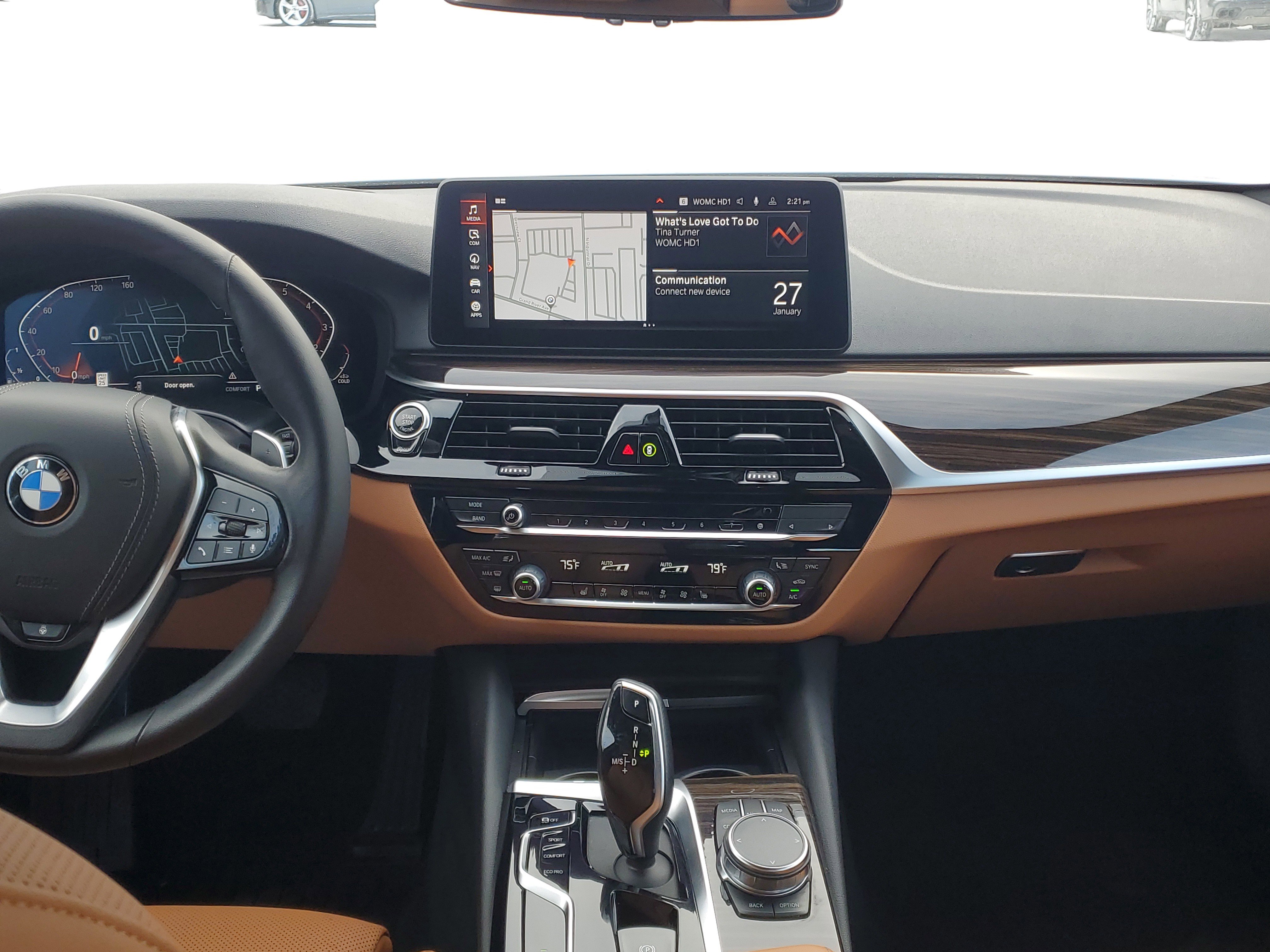 Used 2023 BMW 530i xDrive 530i xDrive w/ Premium Package image 24