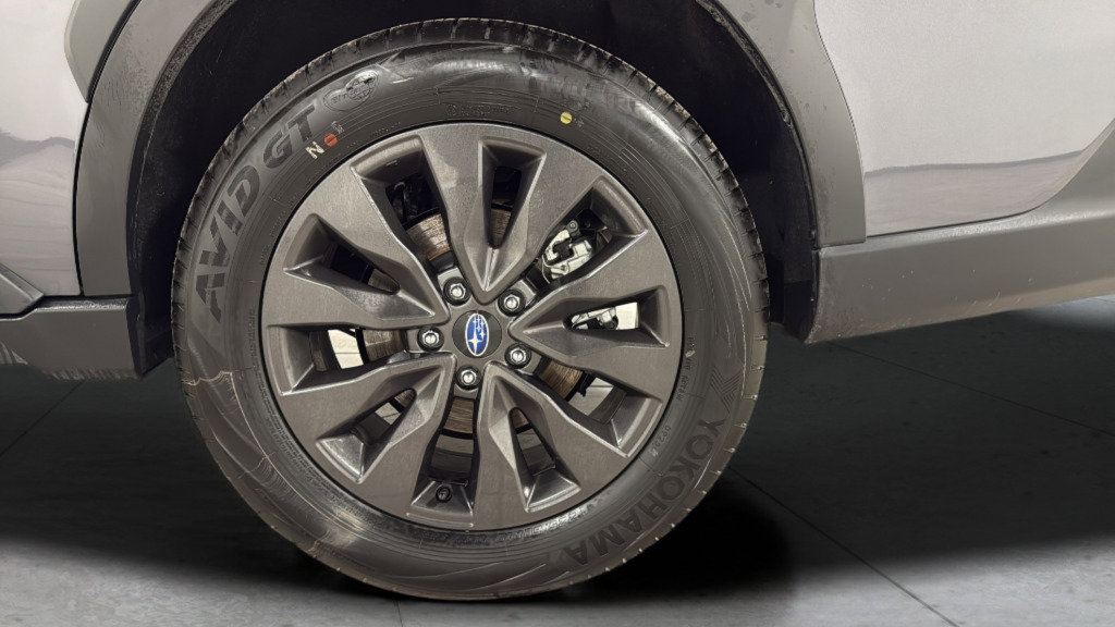 Certified 2025 Subaru Outback Onyx Edition image 39