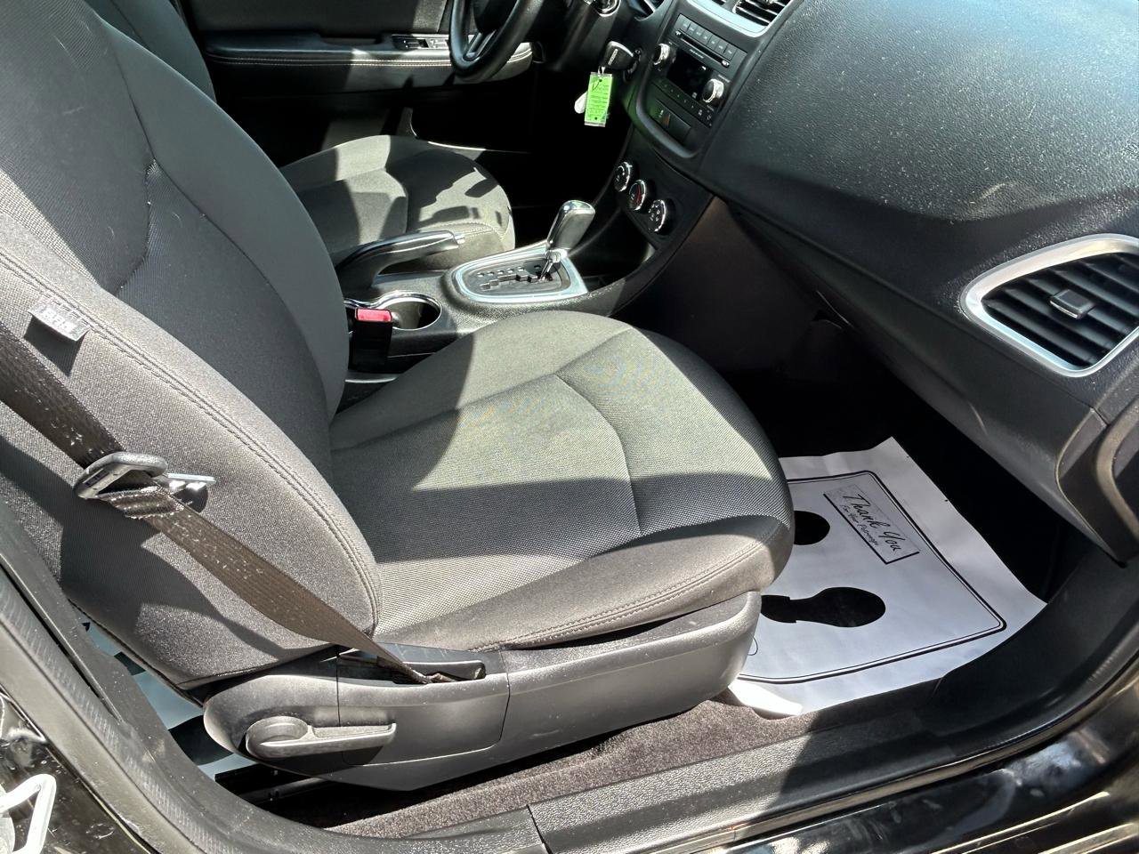 Used 2013 Dodge Avenger SE w/ Blacktop Pkg FWD image 12