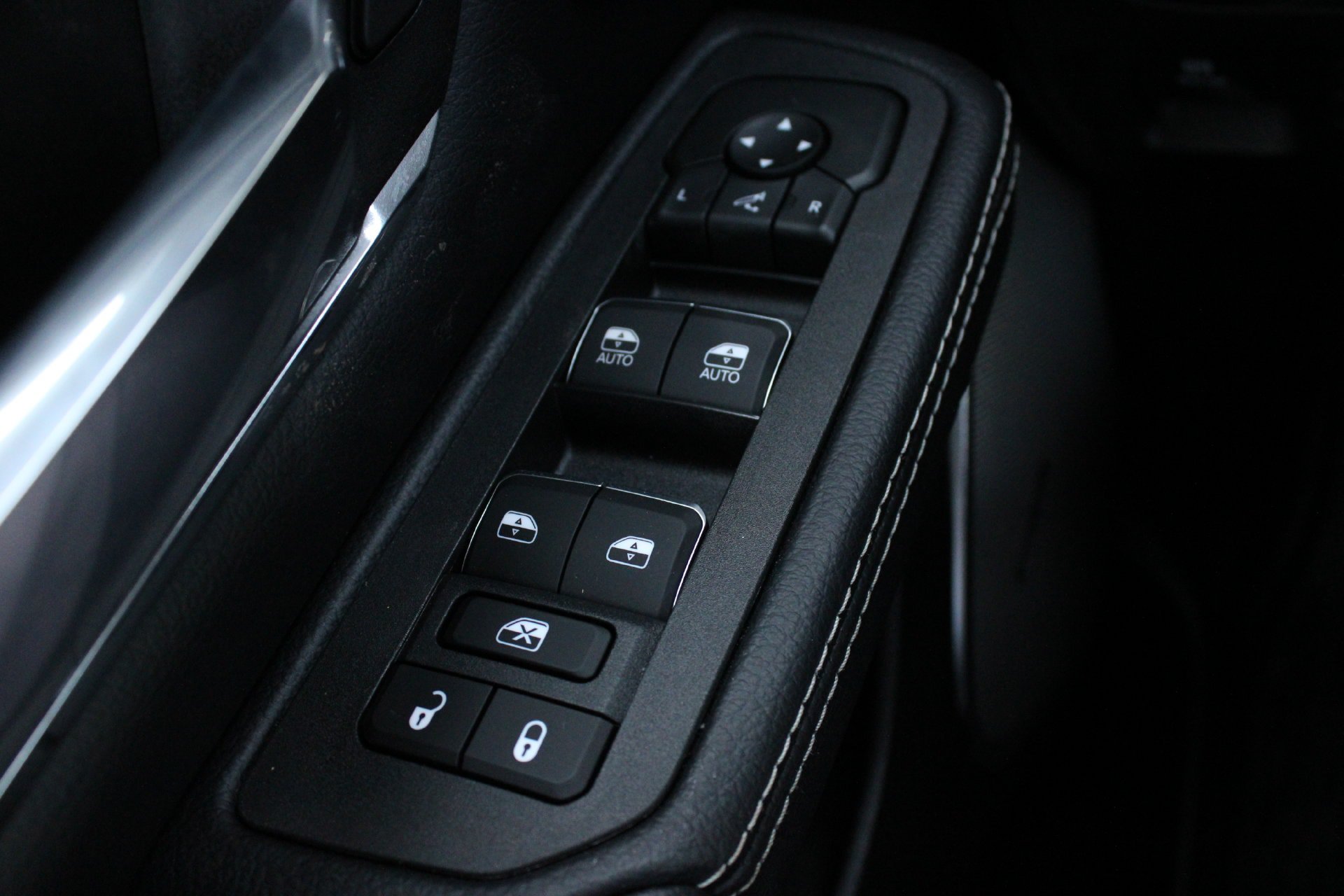 New 2026 RAM 1500 Laramie w/ Night Edition AWD/4WD image 31