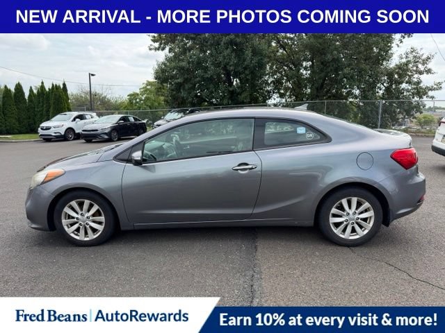 Used 2015 Kia Forte Koup EX w/ EX Premium Package FWD image 4