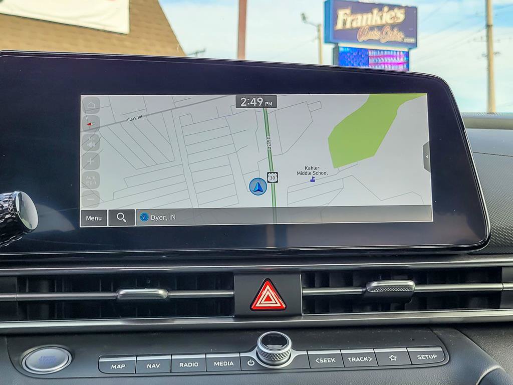 Used 2025 Hyundai Elantra SEL FWD image 20