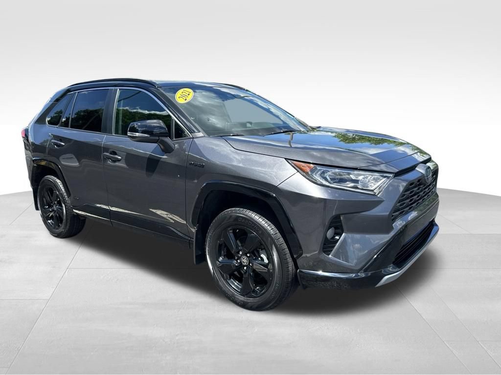 Certified 2021 Toyota RAV4 XSE w/ XSE Grade Weather Package AWD/4WD image 8