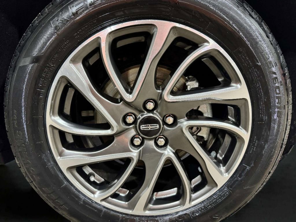 Certified 2021 Lincoln Corsair AWD w/ Equipment Group 101A image 26