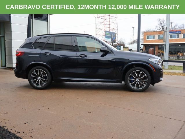 Used 2022 BMW X5 M50i w/ Executive Package image 9