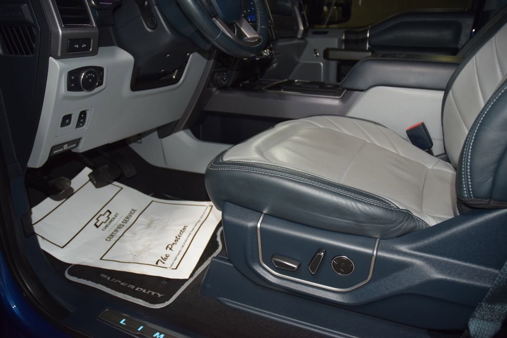 Used 2022 Ford F450 Limited image 45