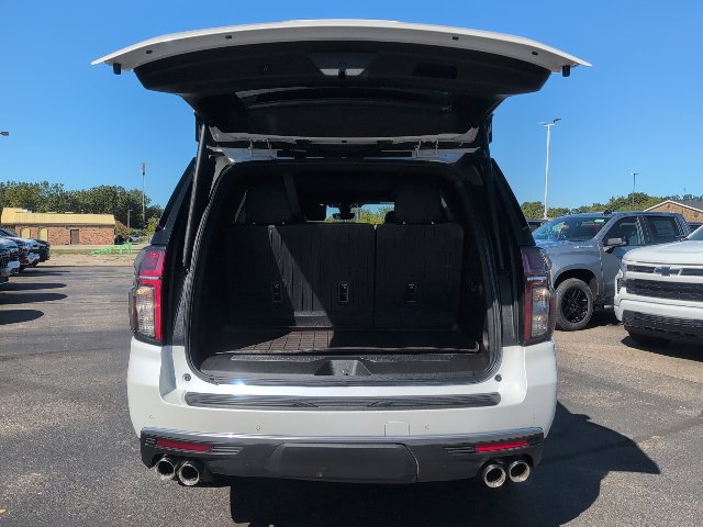 Used 2022 Chevrolet Tahoe High Country AWD/4WD image 8