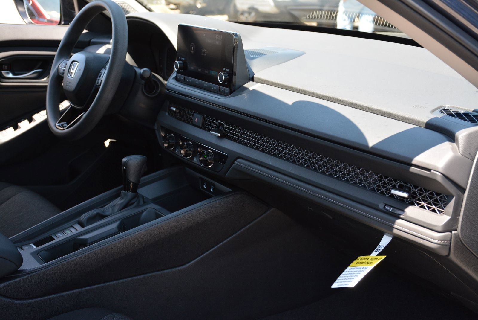 Used 2025 Honda Accord SE image 22