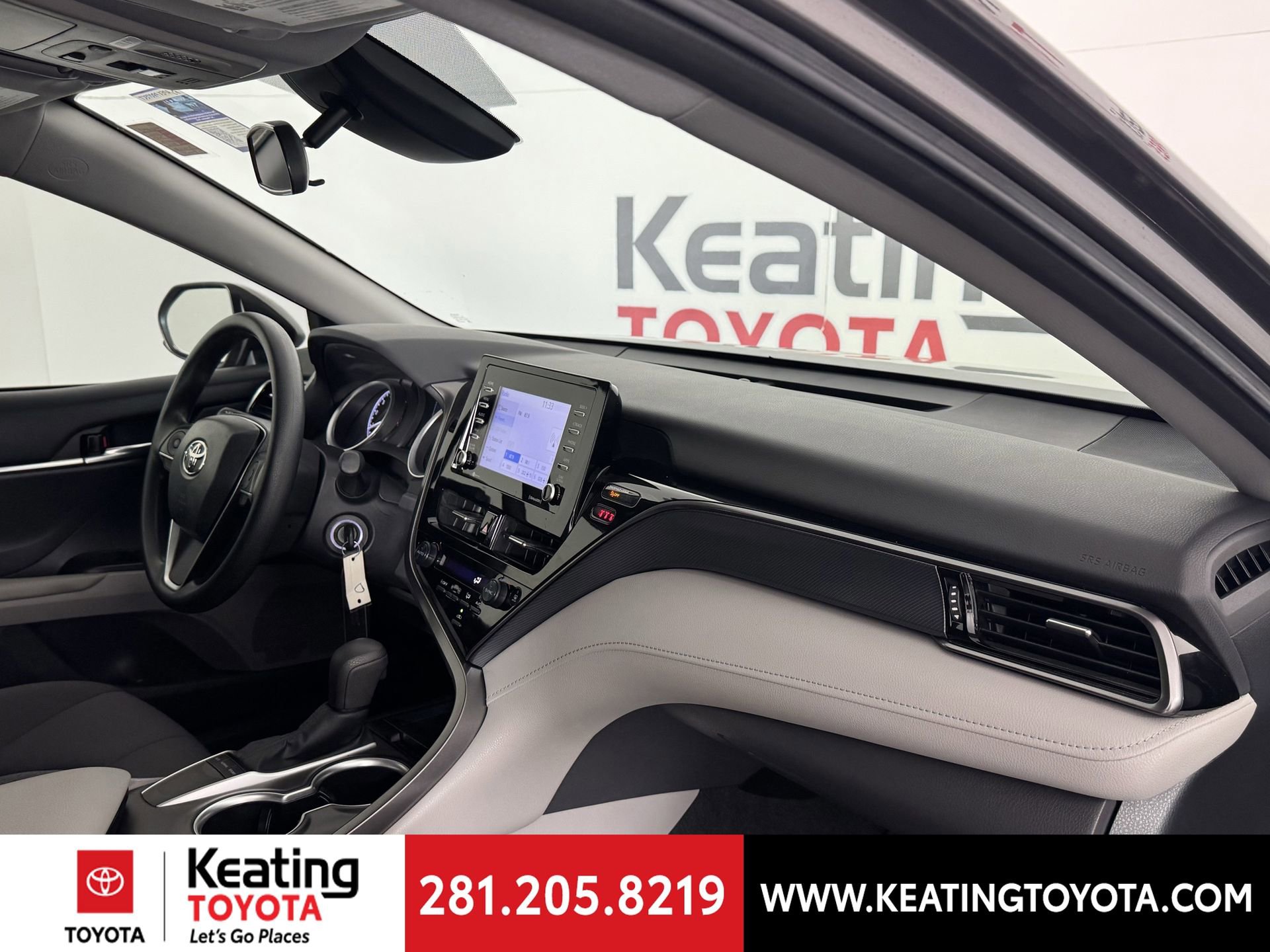 Used 2022 Toyota Camry LE image 21