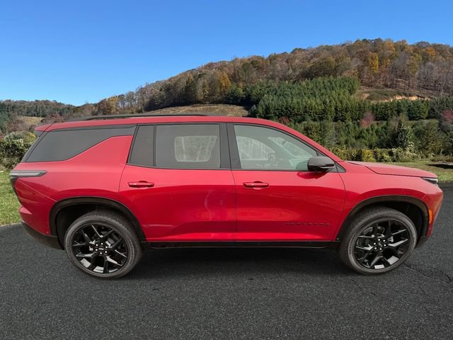 Used 2024 Chevrolet Traverse RS w/ LPO, Floor Liner Package image 8
