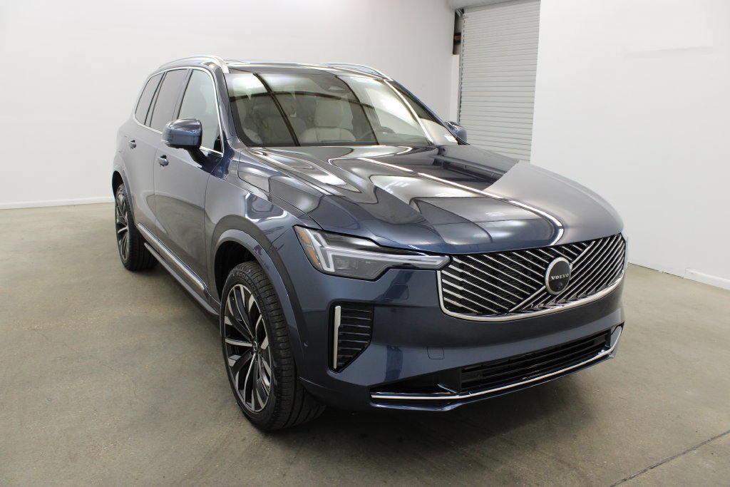 New 2026 Volvo XC90 T8 Ultra w/ Protection Package Premier AWD/4WD image 6