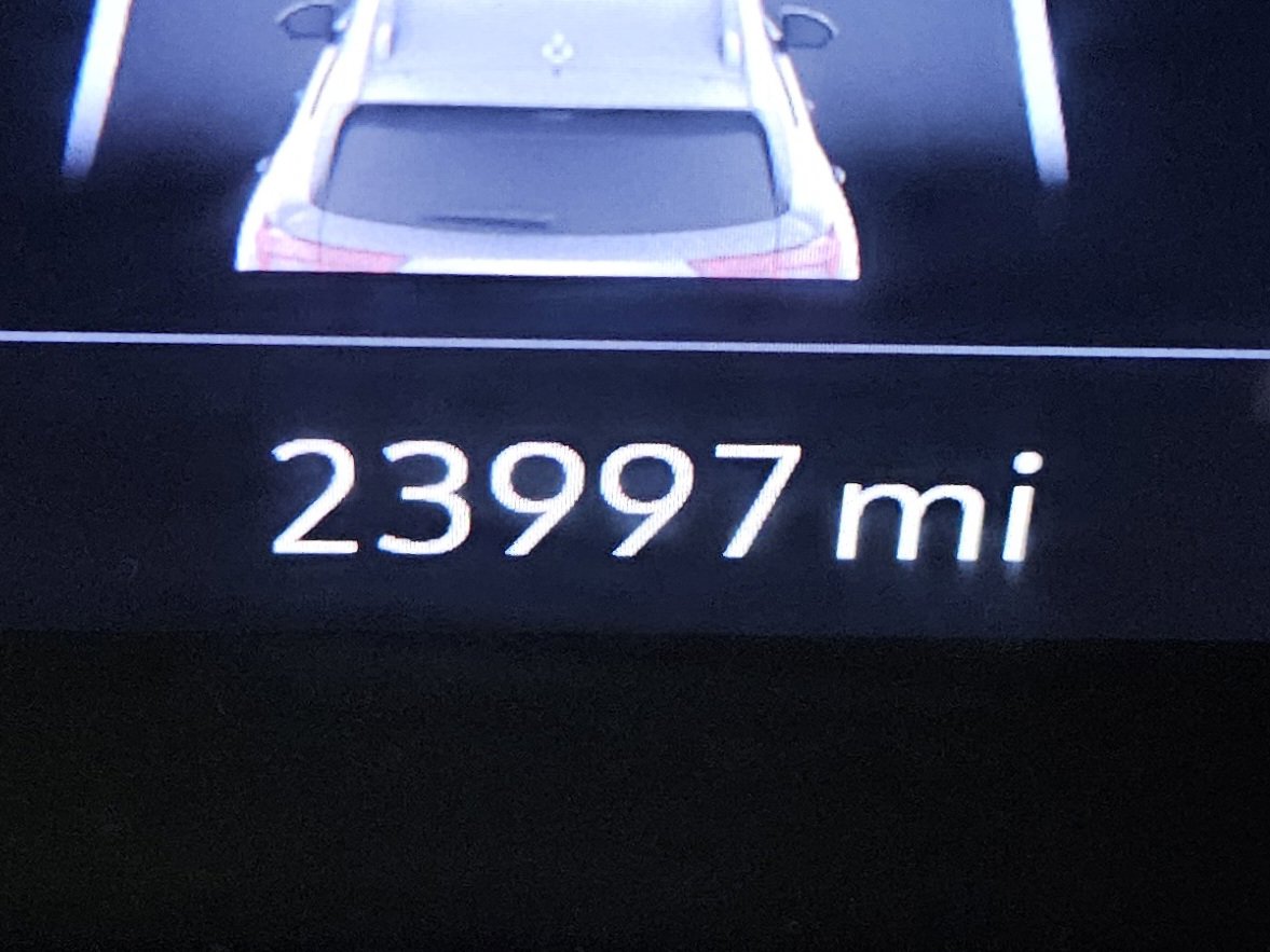 Used 2023 Buick Envision Avenir image 10