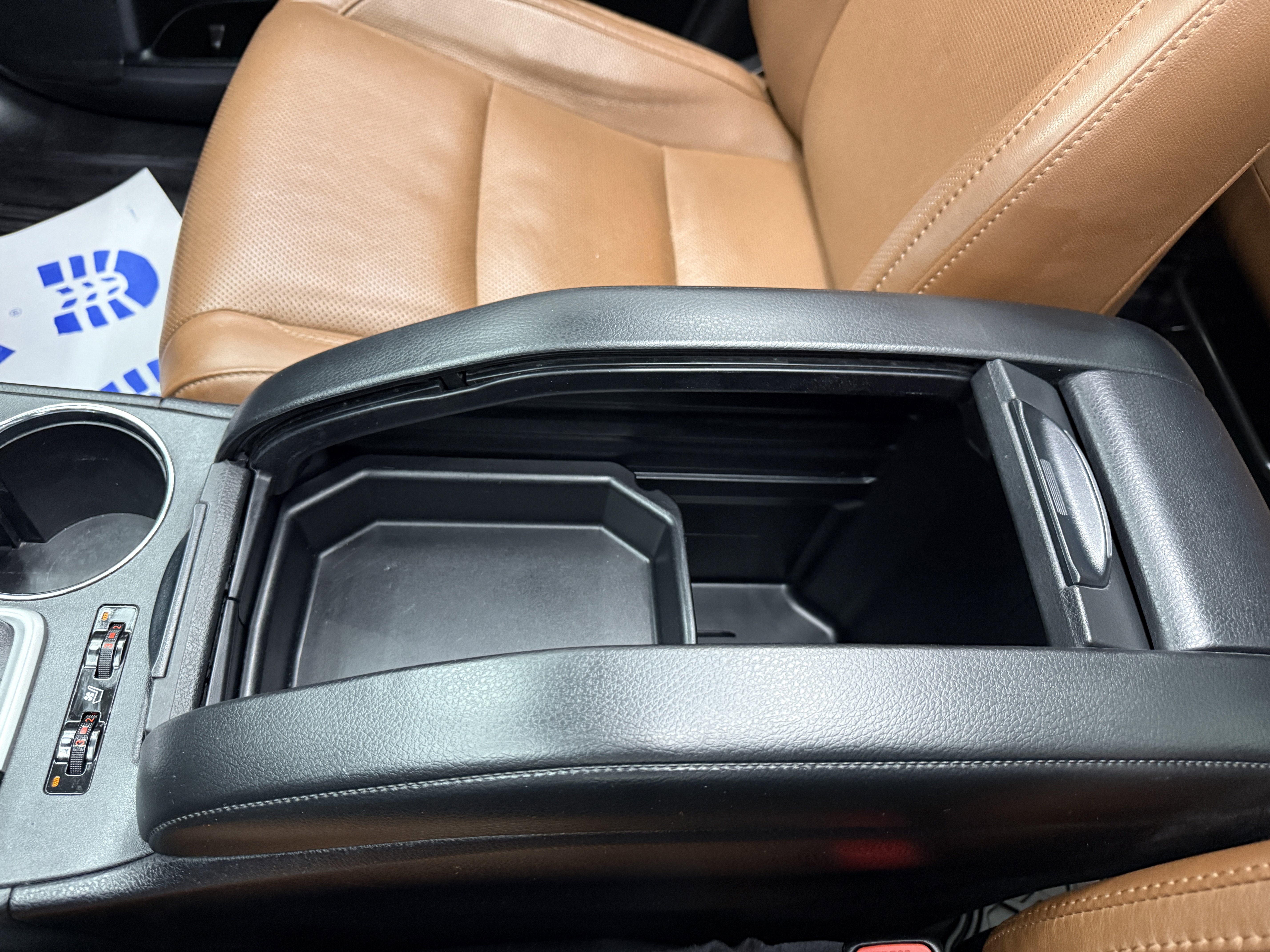 Used 2017 Toyota Highlander Limited image 21