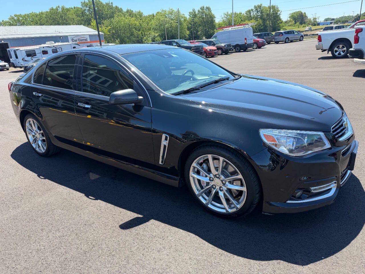 Used 2015 Chevrolet SS RWD image 7