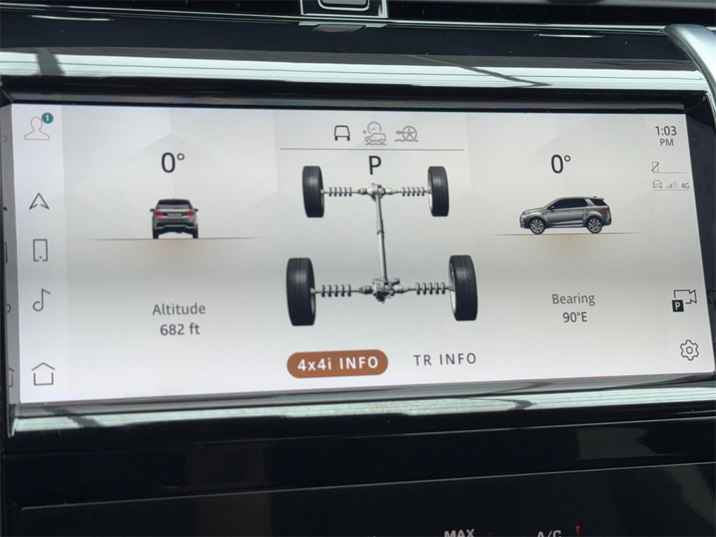 Used 2023 Land Rover Discovery Sport SE image 28