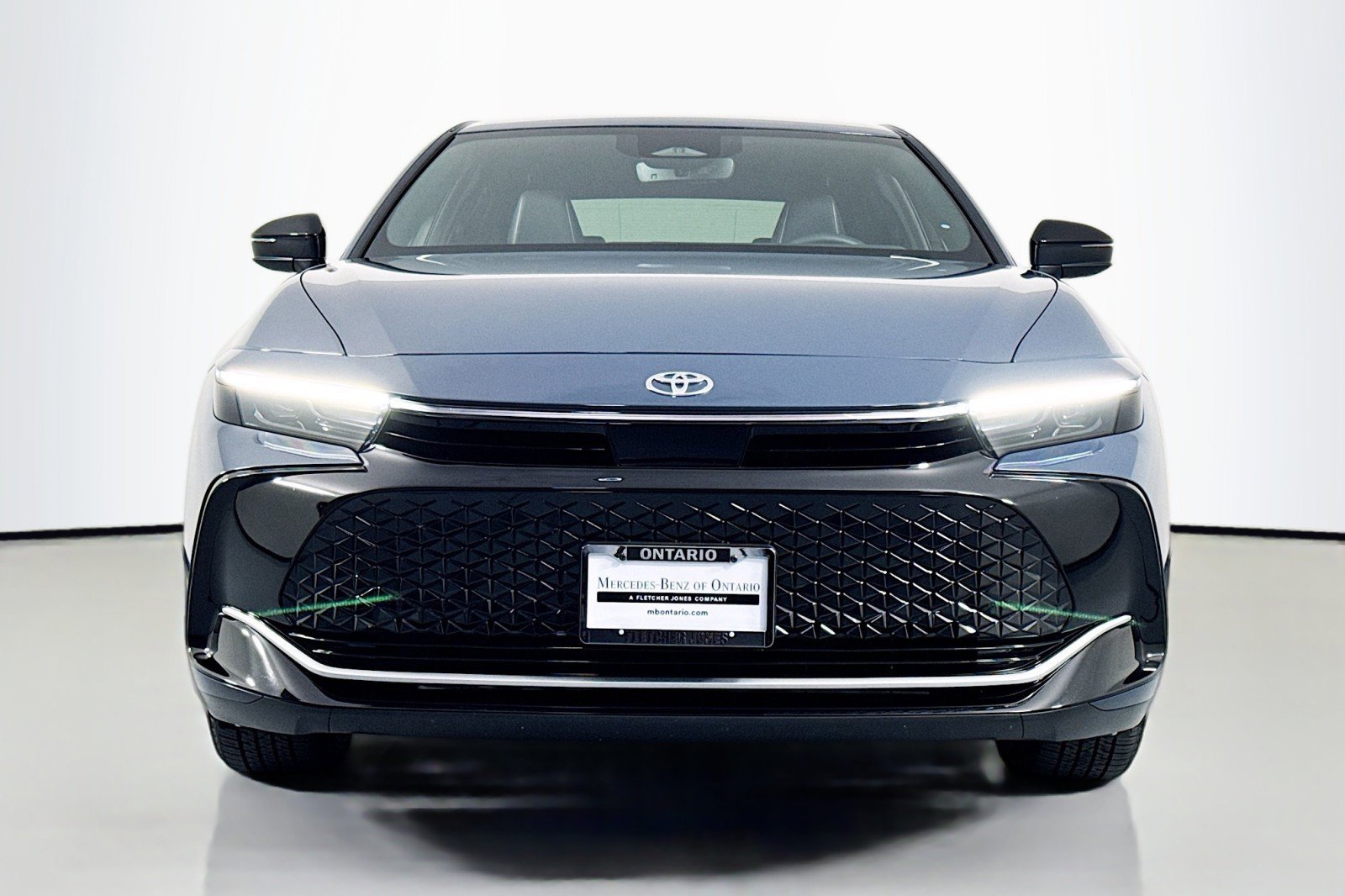 Used 2026 Toyota Crown Limited image 2