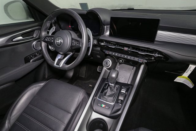 Used 2024 Alfa Romeo Tonale Veloce image 18