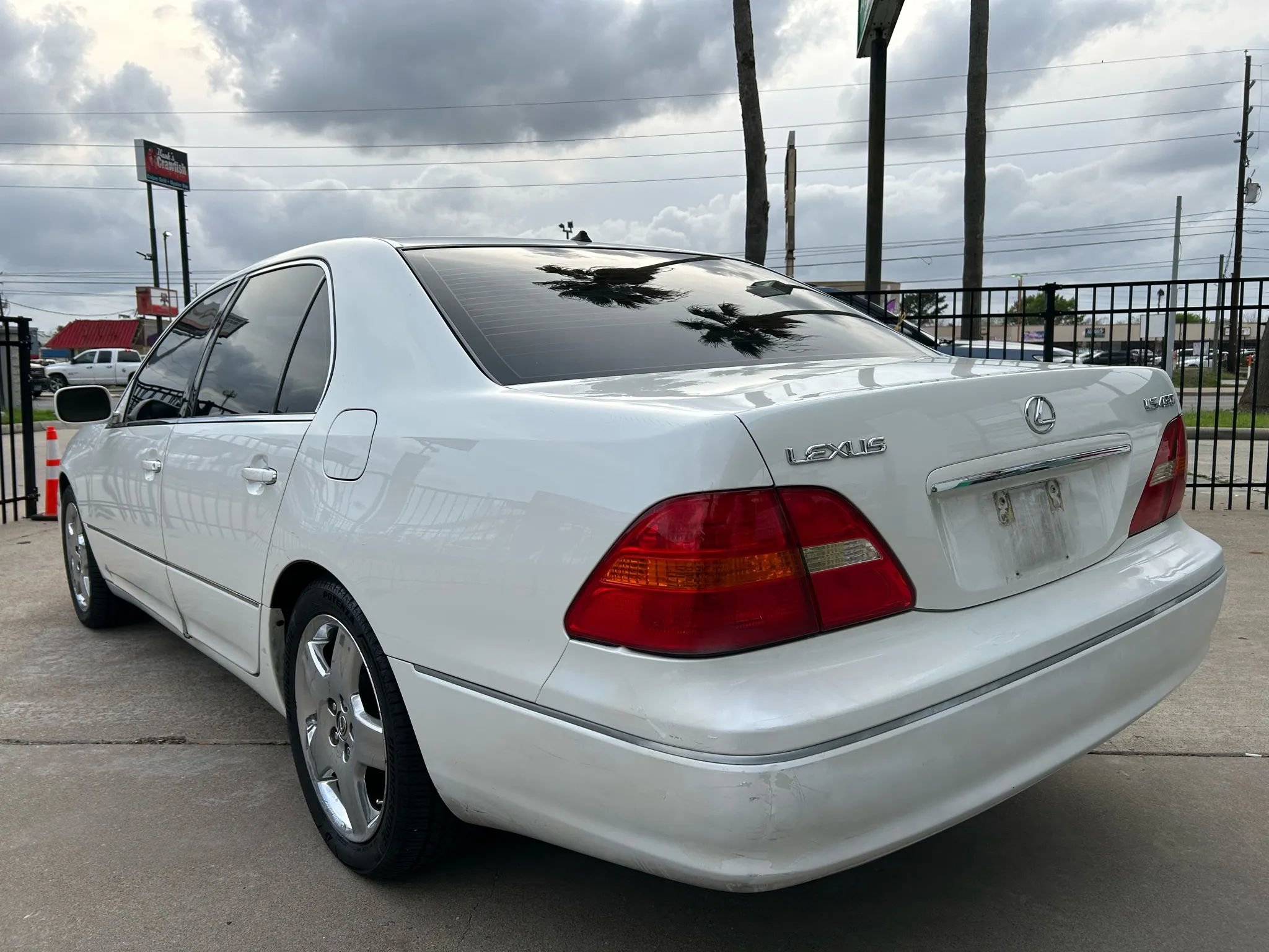Used 2002 Lexus LS 430 image 4