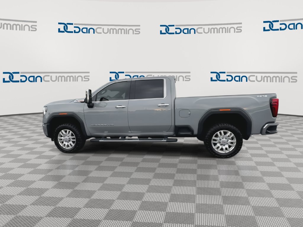 Used 2024 GMC Sierra 2500 SLT w/ SLT Premium Package AWD/4WD image 5