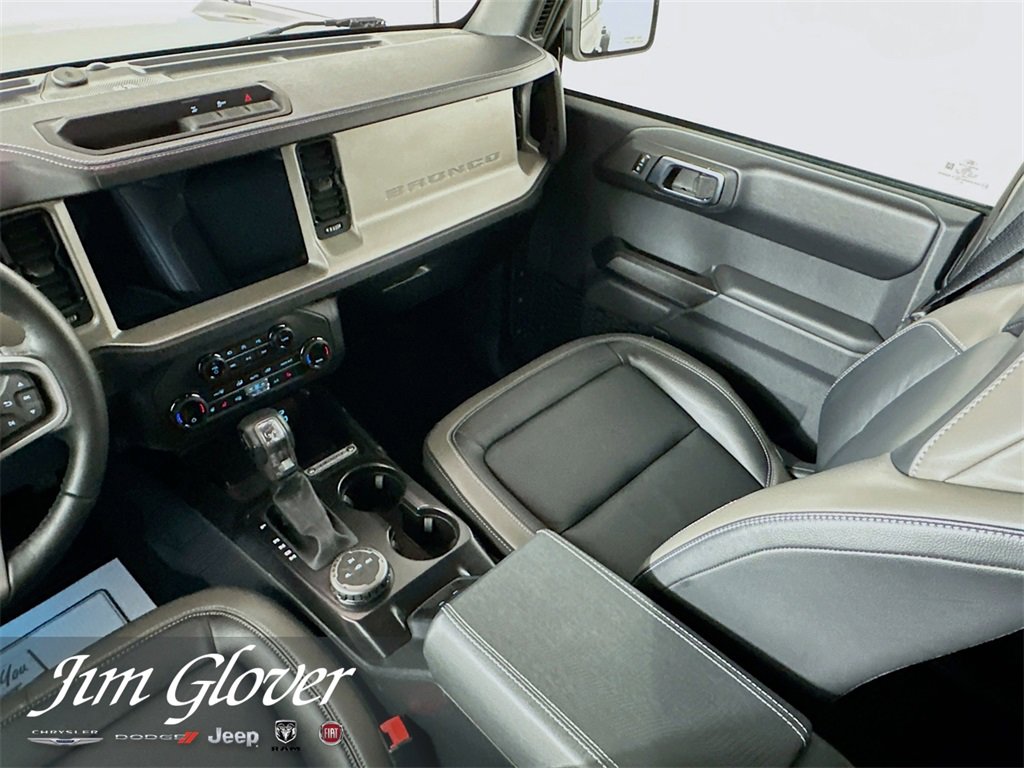 Used 2025 Ford Bronco Outer Banks image 19