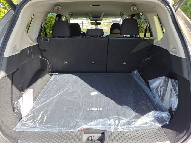 New 2026 Nissan Rogue SV image 23