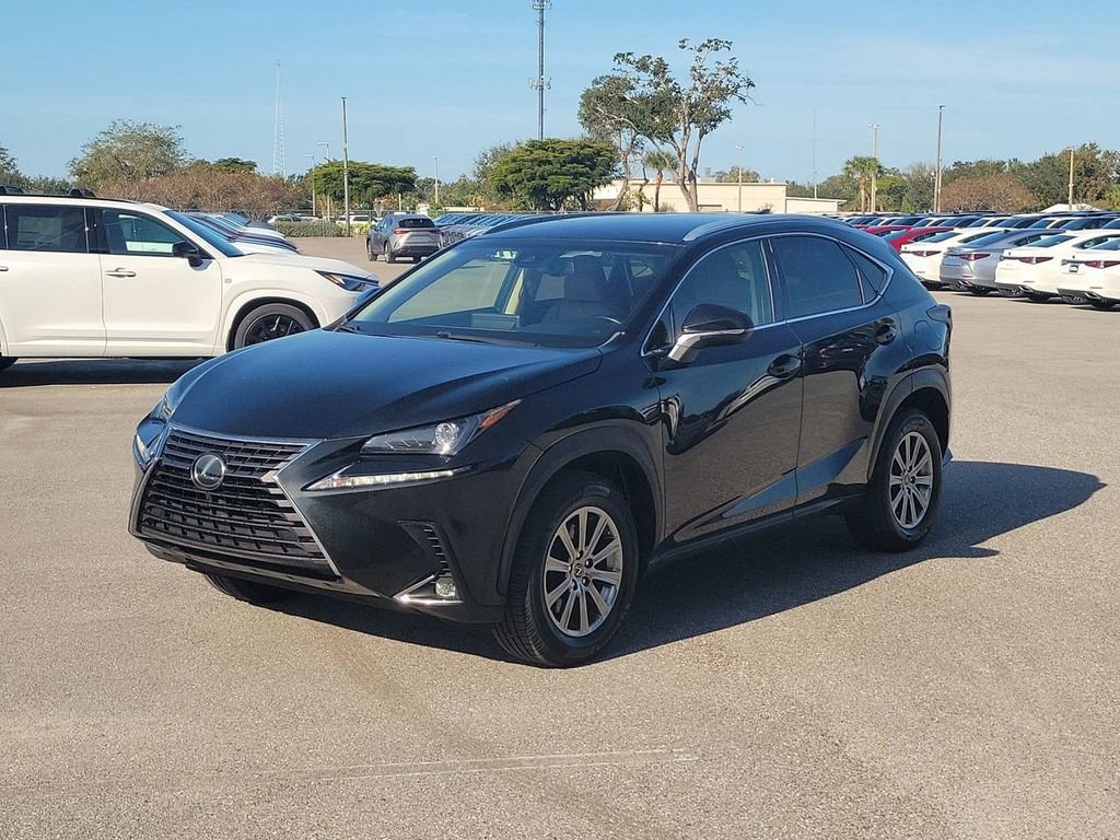 Used 2018 Lexus NX 300 FWD image 8