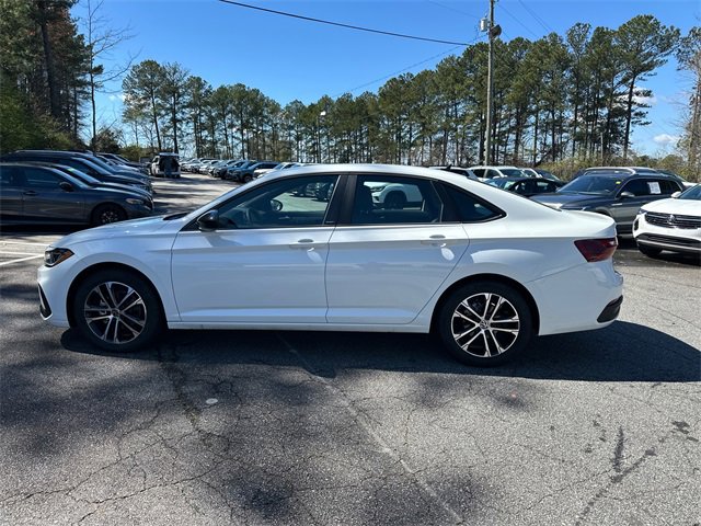 Used 2025 Volkswagen Jetta Sport image 8